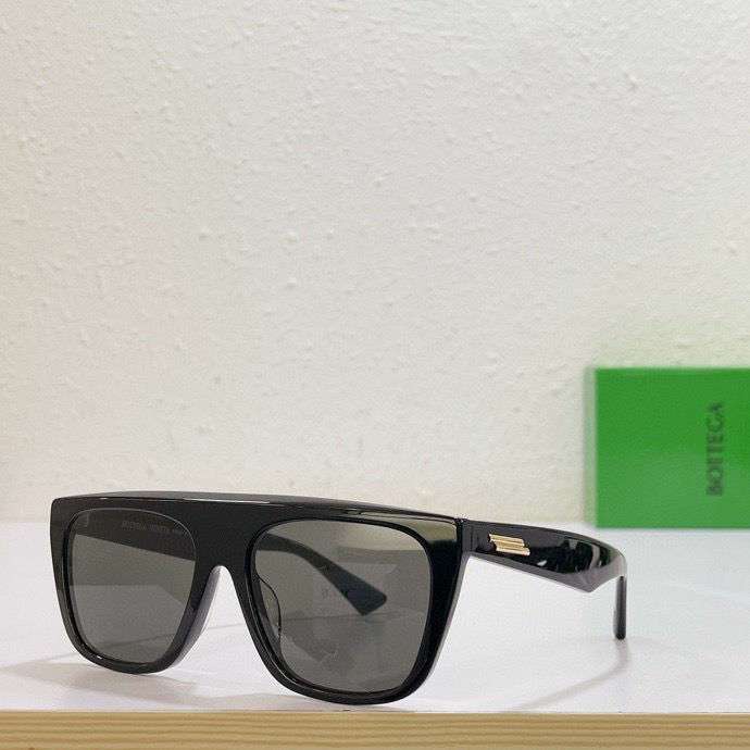 Picture of Bottega Veneta Sunglasses _SKUfw44273368fw
